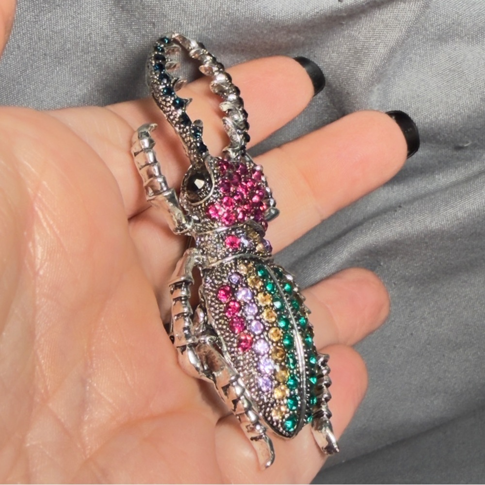 Beetle Brooch Rhinestone Insect Pin 3 inches - Picture 8 of 12